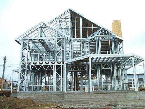 成都钢结构建筑的腐蚀问题应该如何预防